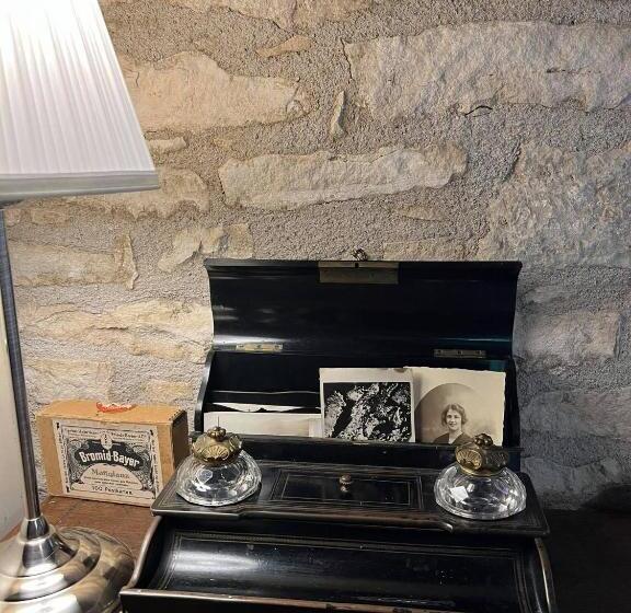 Люкс Повышенной Комфортности, Hôtel Les Vieilles Tours Rocamadour