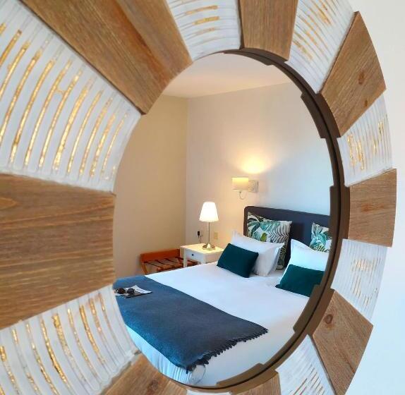 标准三人间, Hôtel Les Vieilles Tours Rocamadour