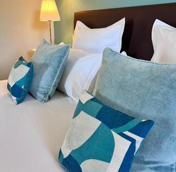 高级大房间, Hôtel Les Vieilles Tours Rocamadour