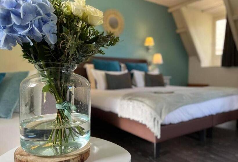 高级大房间, Hôtel Les Vieilles Tours Rocamadour