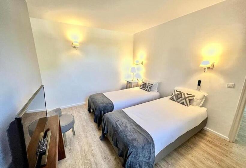 Люкс 2 Спальни, Hôtel Les Vieilles Tours Rocamadour