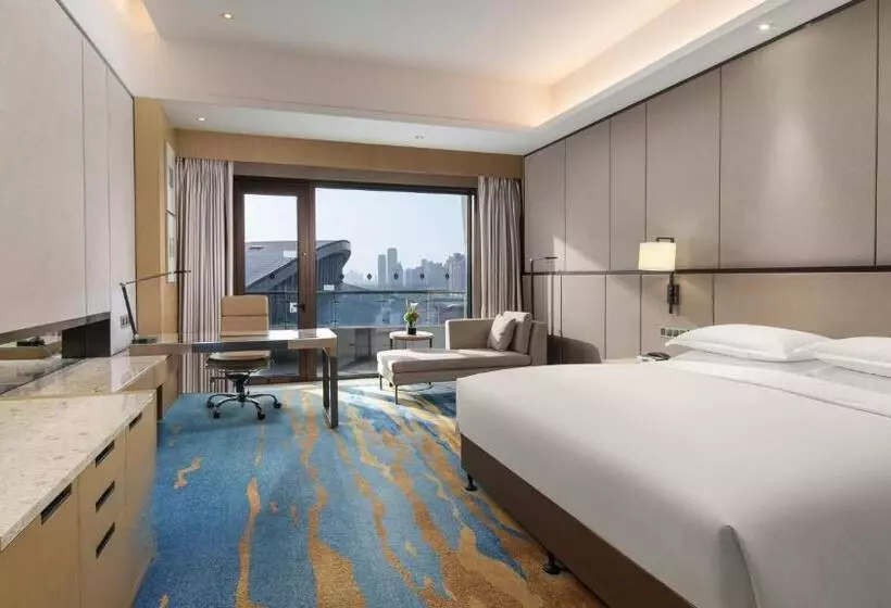 キングサイズベッドのクラシックルーム, Intercontinental Wuhan By Ihg