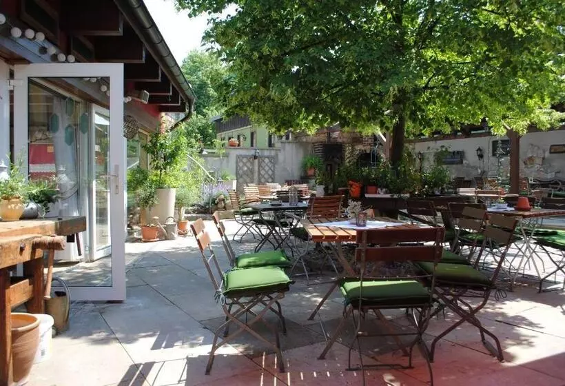 バルコニー付きスタンダードルーム, & Restaurant Zur Linde