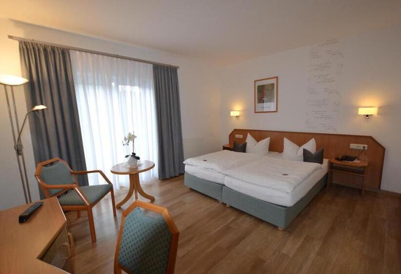 스탠다드 발코니 룸, & Restaurant Zur Linde