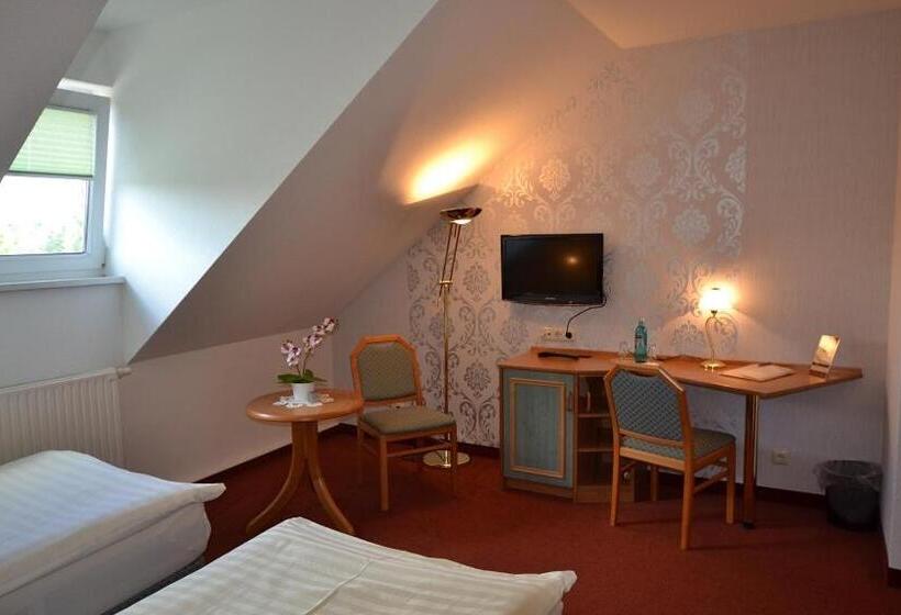 스탠다드 룸, & Restaurant Zur Linde