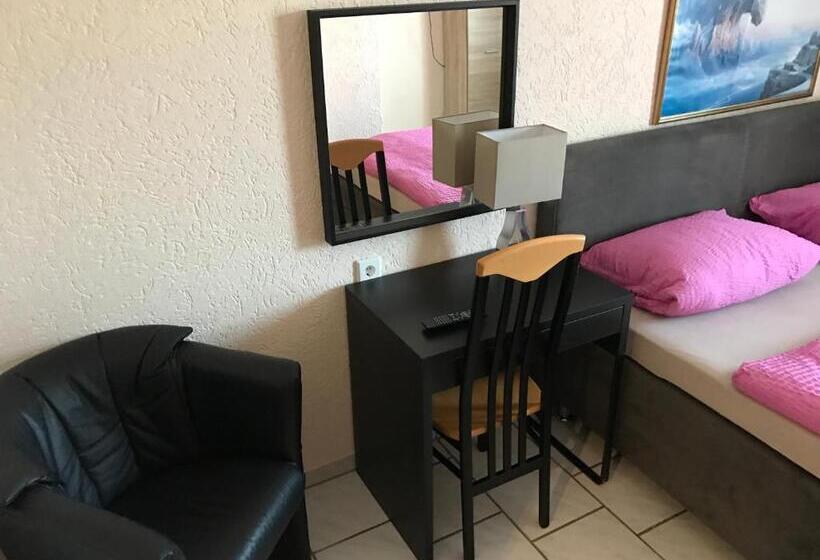 Номер Economy, Rhein Inn