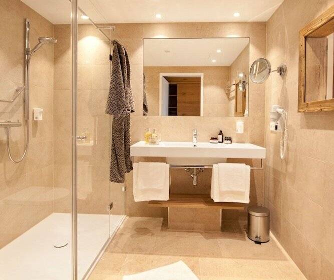 スタンダードルーム, Zur Post