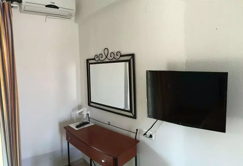 استودیوی استاندارد, Loxandra Studios