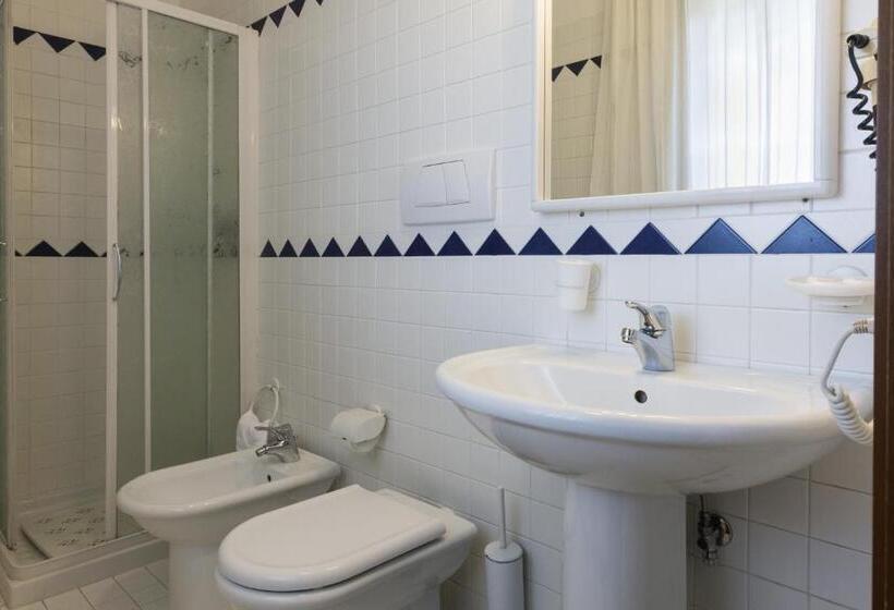 شقة غرفتين, Park Hotel Ristorante Ca  Bianca