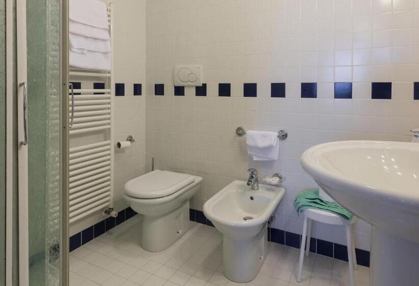 شقة غرفتين, Park Hotel Ristorante Ca  Bianca