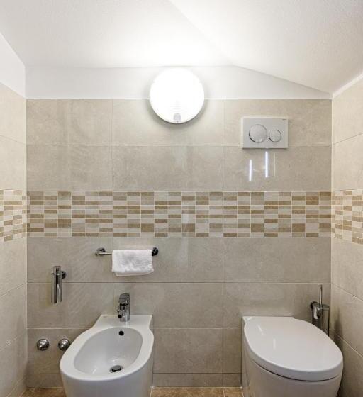 غرفة دور أخير, Park Hotel Ristorante Ca  Bianca