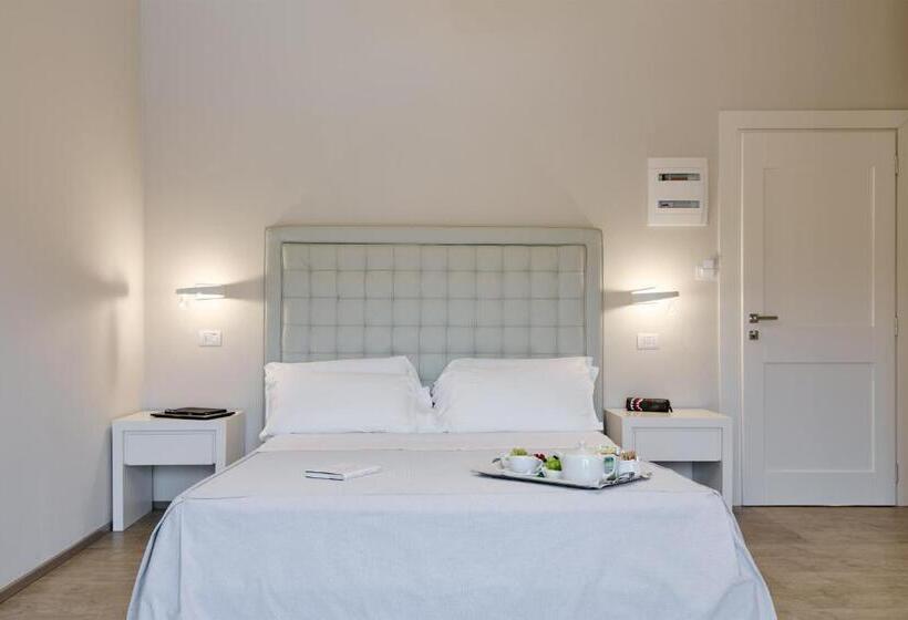 غرفة ديلوكس مطلة على حمام السباحة, Relais I Piastroni