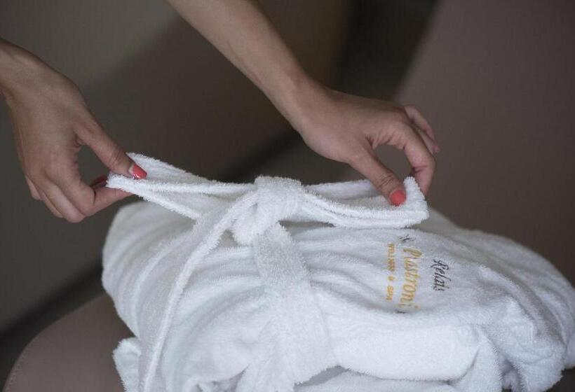 جناح سرير كينج, Relais I Piastroni