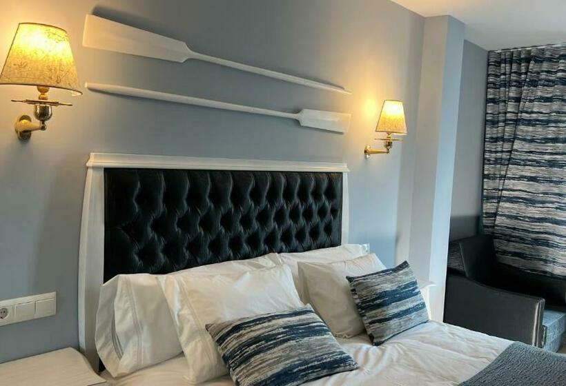 اتاق لوکس, Arha Santoña