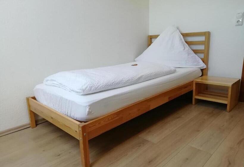 חדר אקונומי יחיד, Hanseatic Garni