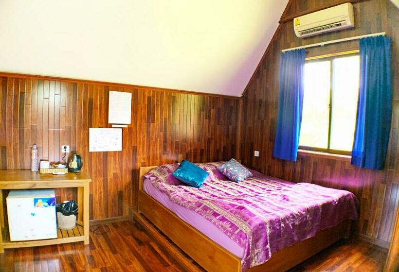 غرفة قياسية مطلة على الجبل, Nature Lodge