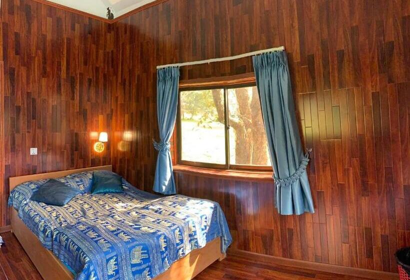 غرفة عائلية مطلّة علي الجبل, Nature Lodge