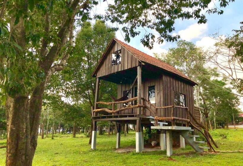 غرفة عائلية مطلّة علي الجبل, Nature Lodge