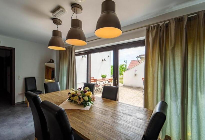 带2个卧室的公寓, Rókusfalvy Birtok Vendégház Etyek