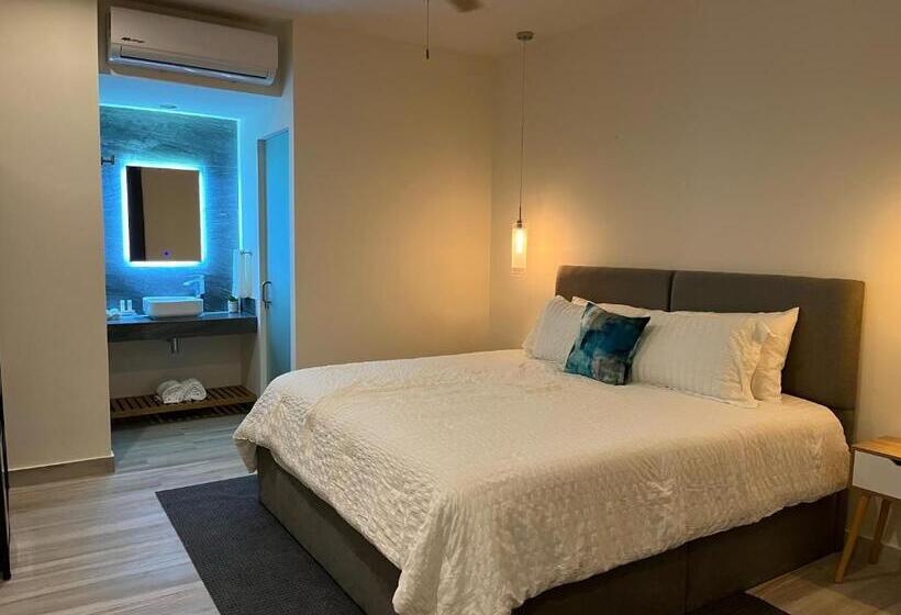 스탠다드 스튜디오 킹침대, The Cove Boutique Hotel Adults Only