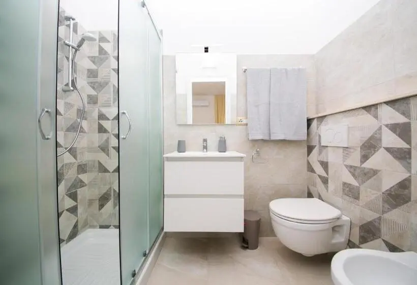 バルコニー付きシングルスタンダードルーム, Viale Italia Boutique Rooms