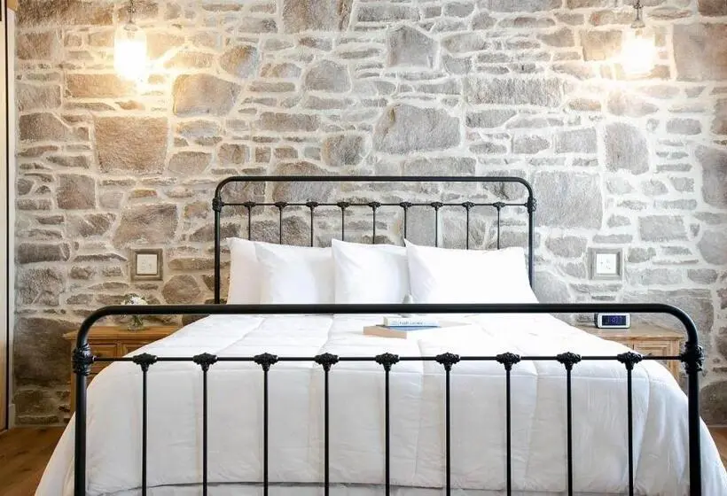 キングサイズベッドのスイートルーム, Farmhouse Suites By Amish Country Lodging