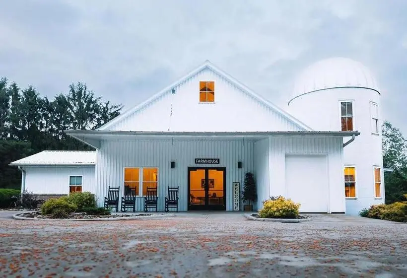 デラックススイート, Farmhouse Suites By Amish Country Lodging