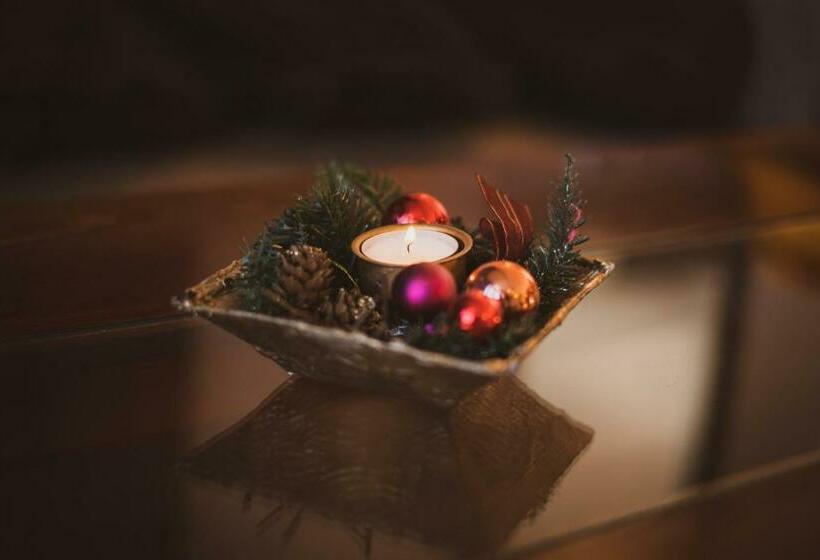 اتاق استاندارد با بالکن, хотел том и нези класик