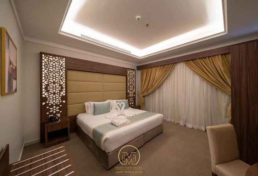 جناح جونيور, Moon View