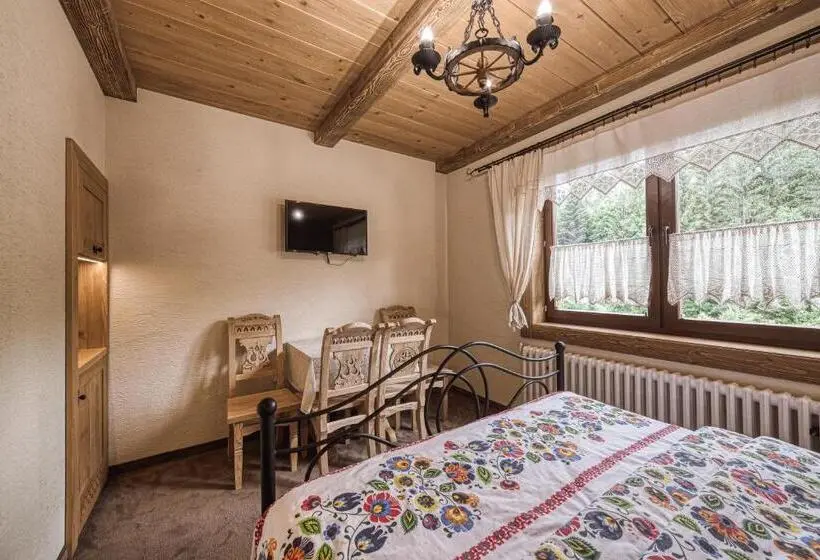 １ベッドルームハウス, Chalet Nemešany ždiar