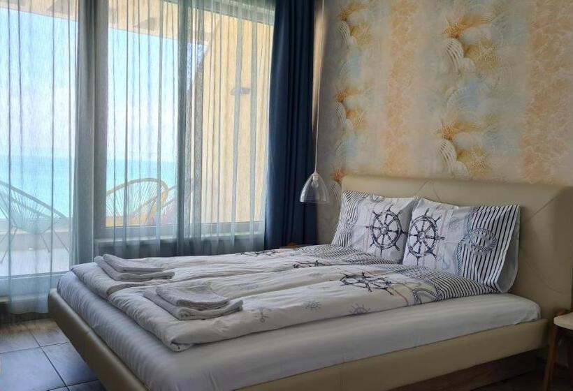 海の見える１ベッドルームアパートメント, Villa Flora
