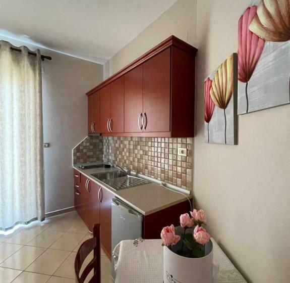 Pokój Standard Trzyosobowy, Villa Verde Ksamil