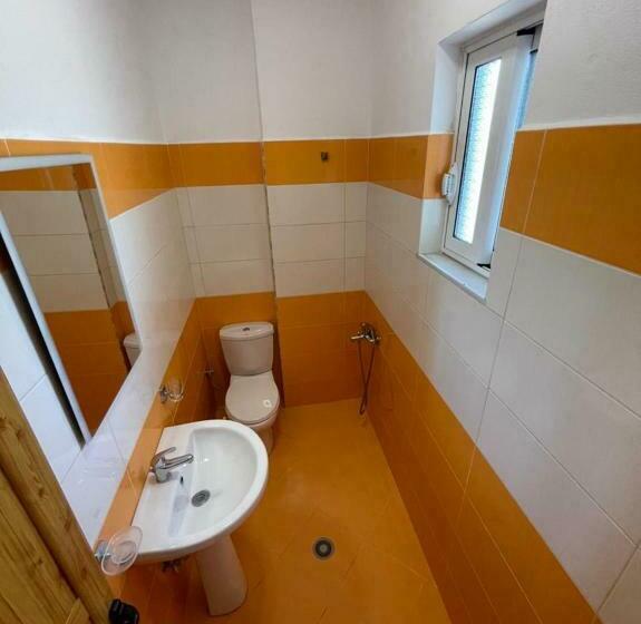 Pokój Standard Trzyosobowy, Villa Verde Ksamil