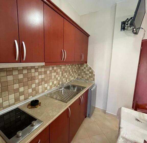 Pokój Trzyosobowy Standard Widok Ogród, Villa Verde Ksamil