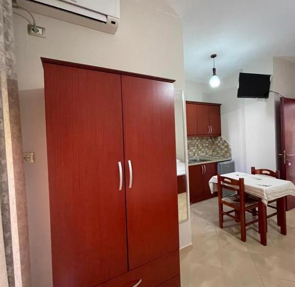 Pokój Trzyosobowy Standard Widok Ogród, Villa Verde Ksamil