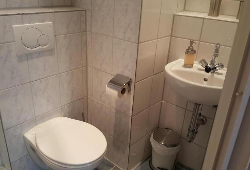 اتاق استاندارد یک نفره, Haus Christiane