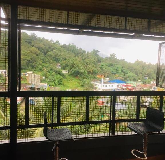 带阳台的豪华间, Vythiri Misty Wind Holiday Homes