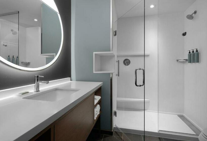 اتاق استاندارد با تخت بزرگ, Courtyard By Marriott Myrtle Beach Oceanfront