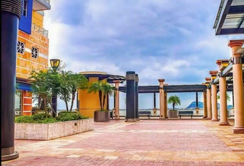 اتاق استاندارد یک نفره با چشم‌انداز دریا, Ecusuites Room 44 Bellini Gye Santa Ana