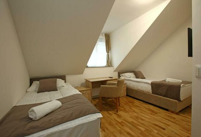 اتاق استاندارد, Gostilna In Prenočišča Gedžo