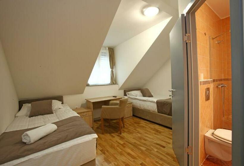 اتاق استاندارد, Gostilna In Prenočišča Gedžo