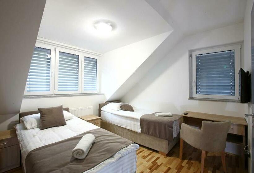 اتاق استاندارد, Gostilna In Prenočišča Gedžo