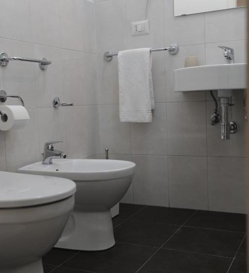 اتاق لوکس, Piccolo Borgo Antico