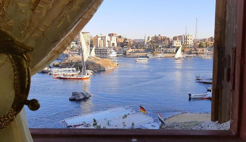 اتاق استاندارد با چشم‌انداز دریا, Nile View Rana Nubian Guest Houes