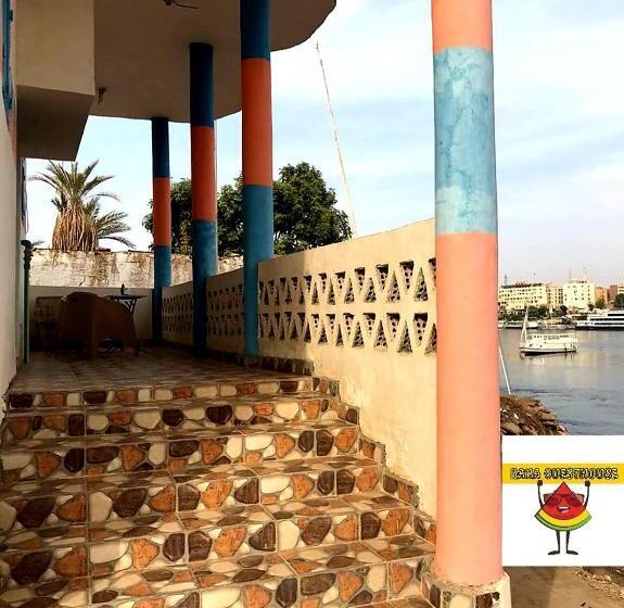 اتاق استاندارد با چشم‌انداز دریا, Nile View Rana Nubian Guest Houes