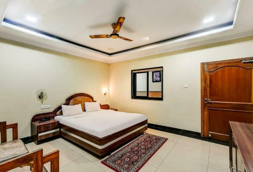 Трехместный Номер Deluxe, Capital O 85526  Rourkela  Palace