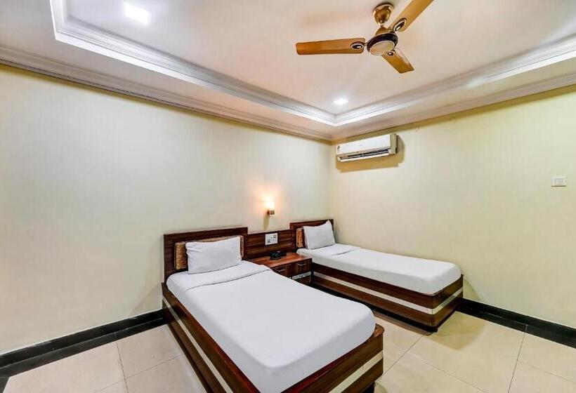 Трехместный Номер Deluxe, Capital O 85526  Rourkela  Palace