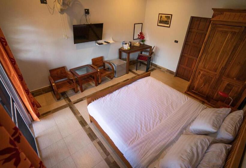 חדר דלוקס, Nakorn River View