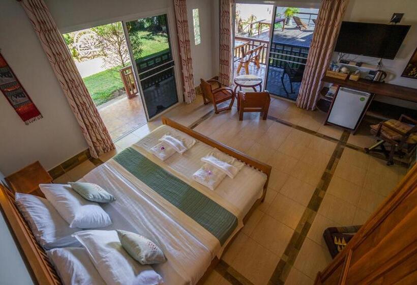 חדר סופריור, Nakorn River View