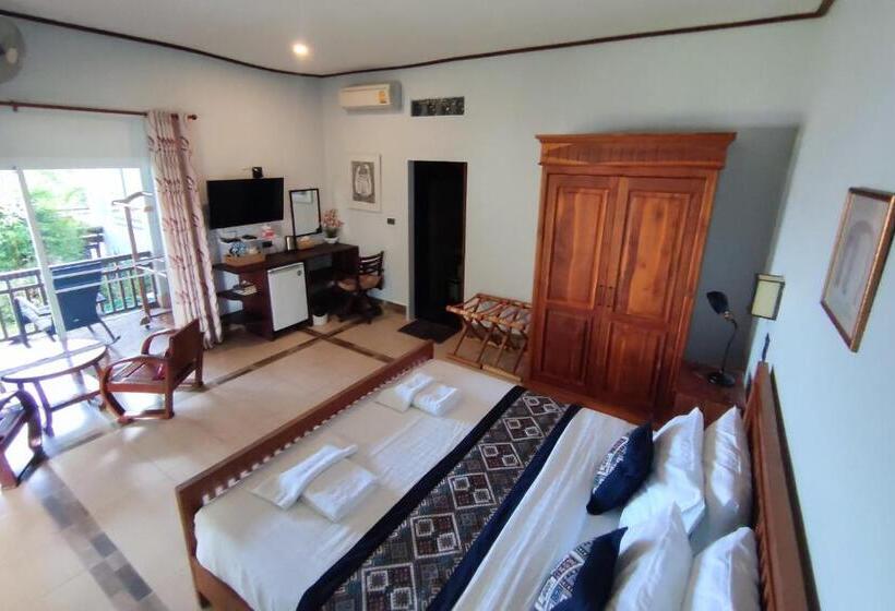 חדר סופריור, Nakorn River View